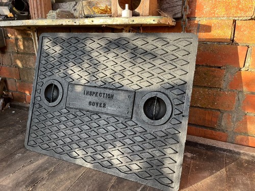 Cast iron manhole cover - cast, with