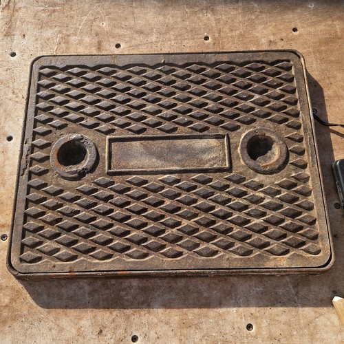 Cast iron manhole cover - cast,